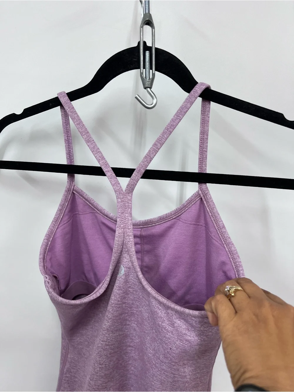 Lululemon Lavender purple Cami tank top 4 athletic built in bra pads missing